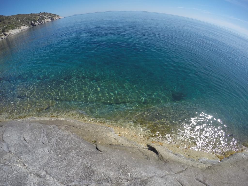 Un Salto Nel Blu Villa Chiessi Exteriör bild